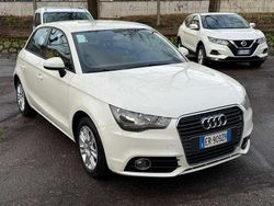 Bianco Usata 2013 Audi A1 Sportback Attraction Due volumi | 6900 € (Ottimo prezzo)