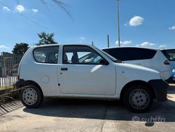 Bianco Usata 2004 Fiat 600 | 1400 € (Super prezzo)