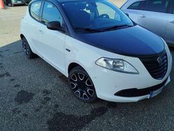 Usata 2014 Lancia Ypsilon S Due volumi | 6000 € (Buon prezzo)