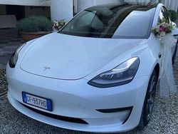 Bianco Usata 2021 Tesla Model 3 Tre volumi | 30.000 € (Buon prezzo)