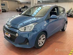 Blu Usata 2017 Hyundai i10 Style Due volumi | 8889 € (Buon prezzo)