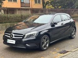 Nero Usata 2015 Mercedes A180 Due volumi | 9900 € (Super prezzo)