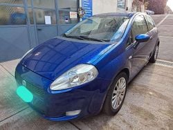 Blu cina metallizzato Usata 2006 Fiat Grande Punto Emotion Due volumi | 2500 € (Ottimo prezzo)