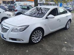 Bianco Usata 2010 Opel Insignia Cosmo Tre volumi | 2450 €