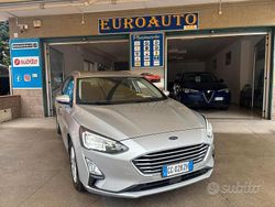 Grigio Usata 2021 Ford Focus Station wagon | 10.800 € (Buon prezzo)
