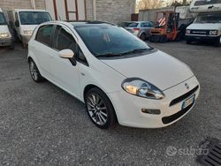 Bianco Usata 2013 Fiat Punto Tre volumi | 3500 € (Ottimo prezzo)
