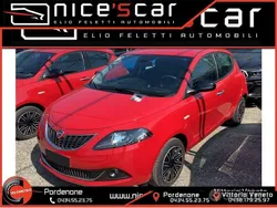 Rosso Usata 2023 Lancia Ypsilon Silver Due volumi | 12.200 € (Buon prezzo)