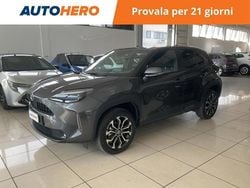 Grigio Usata 2022 Toyota Yaris Cross Trend SUV | 21.899 € (Buon prezzo)