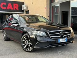 Nero Usata 2020 Mercedes E300 Business Station wagon | 26.999 € (Buon prezzo)