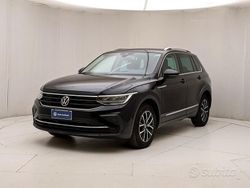 Nero Usata 2023 VW Tiguan Elegance SUV | 27.000 € (Ottimo prezzo)