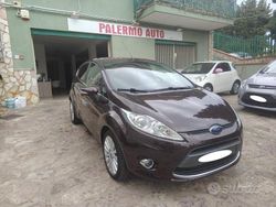Marrone Usata 2010 Ford Fiesta Titanium Tre volumi | 4499 € (Buon prezzo)