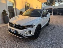 Bianco Usata 2024 VW T-Roc Edition SUV | 23.900 € (Buon prezzo)