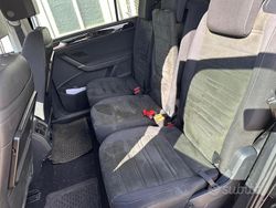 Nero Usata 2017 VW Touran Monovolume | 9000 € (Buon prezzo)