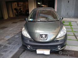 Verde Usata 2007 Peugeot 207 Due volumi | 2899 € (Buon prezzo)