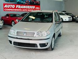 Grigio Usata 2008 Fiat Punto Classica Tre volumi | 2499 € (Buon prezzo)