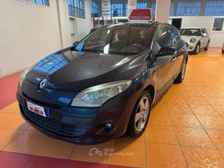 Grigio Usata 2009 Renault Mégane Dynamique Tre volumi | 1700 € (Ottimo prezzo)