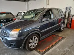 Usata 2006 Ford Fusion Due volumi | 1800 € (Ottimo prezzo)