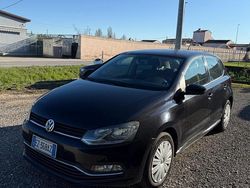 Nero Usata 2015 VW Polo Comfortline Tre volumi | 3500 € (Ottimo prezzo)