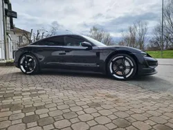 Nero Usata 2020 Porsche Taycan 4S Performance Package Tre volumi | 68.500 € (Ottimo prezzo)
