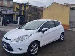 Bianco Usata 2010 Ford Fiesta | 3199 €