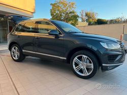 Grigio Usata 2016 VW Touareg Executive SUV | 15.000 € (Ottimo prezzo)