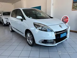Bianco Usata 2012 Renault Scénic III Bose Edition Monovolume | 6250 € (Buon prezzo)