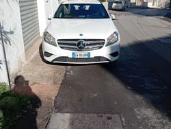 Bianco Usata 2014 Mercedes A180 Tre volumi | 12.800 € (Buon prezzo)