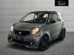 Bodypanels in titania grey mat Usata 2019 Smart ForTwo Coupé Superpassion Coupé | 13.500 € (Buon prezzo)