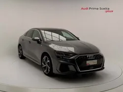 Grigio daytona Usata 2023 Audi A3 S-Line Tre volumi | 31.500 € (Ottimo prezzo)