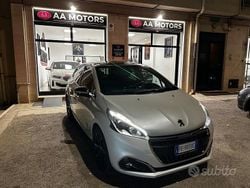 Bianco Usata 2016 Peugeot 208 Allure Due volumi | 8790 € (Cara)