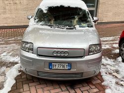 Grigio Usata 2002 Audi A2 Due volumi | 1200 €
