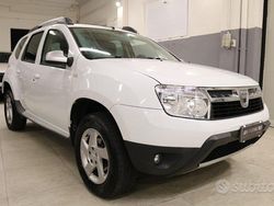 Bianco Usata 2012 Dacia Duster Lauréate SUV | 5400 € (Super prezzo)