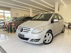Grigio Usata 2008 Mercedes 200 Tre volumi | 6400 € (Ottimo prezzo)