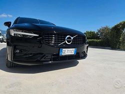 Nero Usata 2021 Volvo V60 R-Design Station wagon | 19.990 € (Buon prezzo)