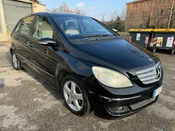Nero Usata 2005 Mercedes B170 SE Monovolume | 2950 € (Buon prezzo)