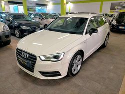 Bianco ghiaccio Usata 2014 Audi A3 Ambition Tre volumi | 7950 € (Ottimo prezzo)
