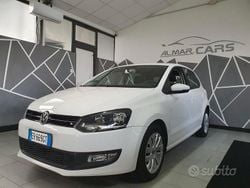 Bianco Usata 2013 VW Polo Comfortline Tre volumi | 7200 € (Buon prezzo)