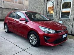 Rosso Usata 2020 Kia Rio Tre volumi | 11.990 € (Buon prezzo)