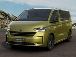 Warm green metallizzato Nuova 2025 VW Caravelle Life Monovolume | 58.639 € (Buon prezzo)