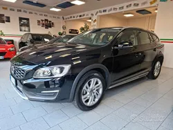 Nero Usata 2016 Volvo V60 CC Station wagon | 14.990 € (Buon prezzo)