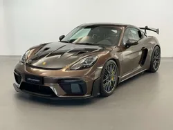 Porsche Cayman GT4
