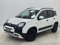 Bianco Usata 2024 Fiat Panda Cross Cross Due volumi | 14.900 € (Buon prezzo)