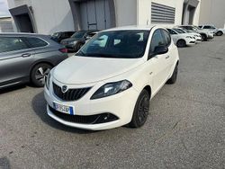 Bianco Usata 2023 Lancia Ypsilon Gold Due volumi | 12.900 € (Buon prezzo)