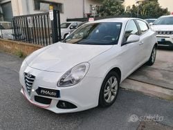 Bianco Usata 2011 Alfa Romeo Giulietta Progression Tre volumi | 5900 € (Buon prezzo)