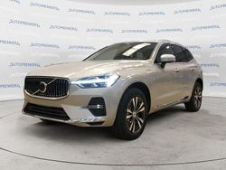 Bianco Nuova 2025 Volvo XC60 Core SUV | 55.500 €