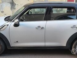Bianco Usata 2012 Mini One Countryman SUV | 5500 € (Cara)