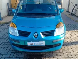 Verde Usata 2005 Renault Modus Dynamique Monovolume | 1299 € (Ottimo prezzo)