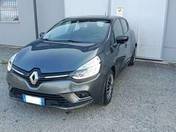 Grigio Usata 2019 Renault Clio IV Zen Tre volumi | 8500 € (Buon prezzo)