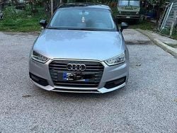 Argento Usata 2015 Audi A1 Sportback Ambiente Due volumi | 10.000 € (Buon prezzo)