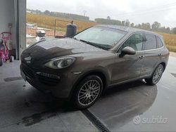 Marrone Usata 2012 Porsche Cayenne SUV | 20.000 € (Buon prezzo)